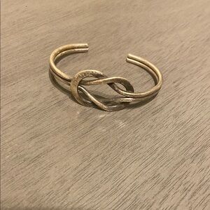Elegant Gold Knot Cuff Bracelet